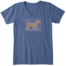 Charger l'image dans la galerie, T-shirt Col en V Taille Plus de Life is Good