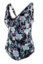Load image into Gallery viewer, Maillot V-Neck Taille Plus de Speedo
