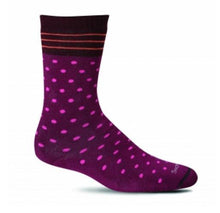 Load image into Gallery viewer, Chaussettes de fitness diabétiques Plush
