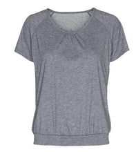 Load image into Gallery viewer, T-shirt à col rond Alexandra Taille Plus de Carité
