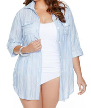 Load image into Gallery viewer, Blouse Cache-maillot Taille Plus Resort Stripe de Dotti
