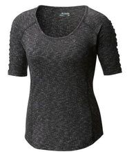Load image into Gallery viewer, T-shirt Outerspaced™ II Taille Plus de Columbia
