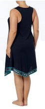 Load image into Gallery viewer, Cache-maillot Taille Plus de Coco Reef
