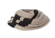 Charger l'image dans la galerie, Foulard de voyage Highlands de Royal Robbins
