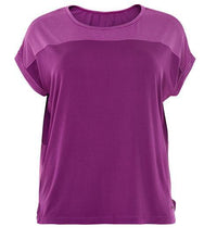Load image into Gallery viewer, T-Shirt Carola Taille Plus de Carité
