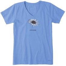 Charger l'image dans la galerie, T-shirt Col en V Taille Plus de Life is Good
