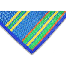 Charger l'image dans la galerie, Tapis pratique avec sangle 72" x 108"-CampingMart
