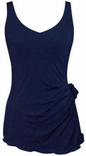 Load image into Gallery viewer, Maillot V-Neck Taille Plus TYR
